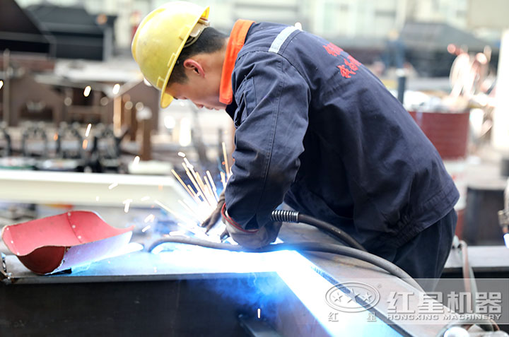 紅星機(jī)器生產(chǎn)車(chē)間